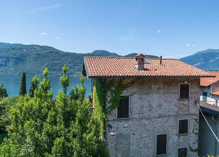 Guesthost - Charming 3-story Lakefront アパート リエルナ