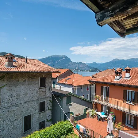 Appartement Guesthost - Charming 3-story Lakefront