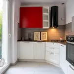 Guesthost - Charming 3-story Lakefront Lierna