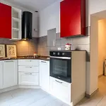 Guesthost - Charming 3-story Lakefront Appartement